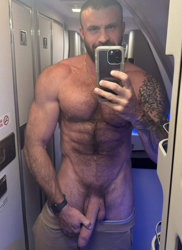 Photo by Ultra-Masculine-XXX with the username @Ultra-Masculine-XXX,  August 30, 2023 at 6:01 AM. The post is about the topic Gay Hairy Men and the text says 'hugeajax #hugeajax #hairy #muscle #hunk'