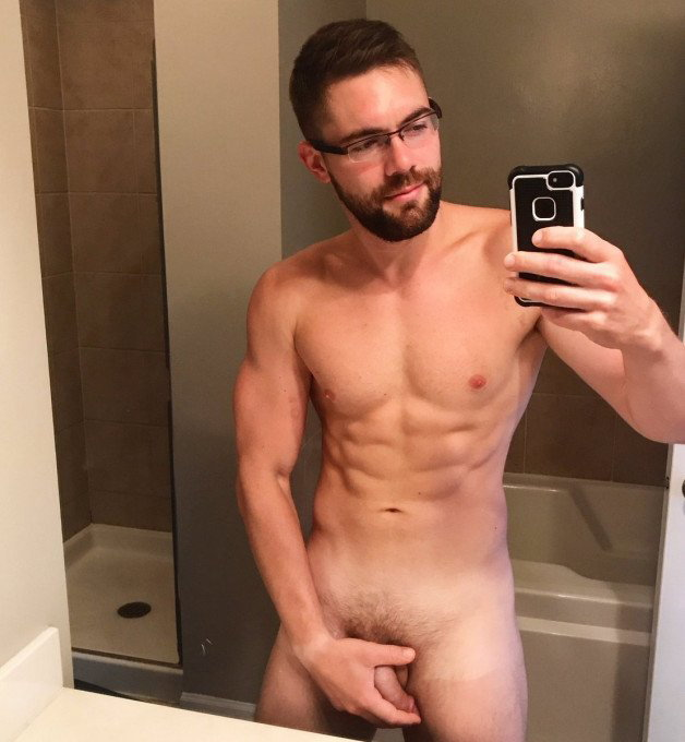 Photo by Ultra-Masculine-XXX with the username @Ultra-Masculine-XXX,  September 14, 2021 at 10:49 AM. The post is about the topic Gay Porn and the text says 'Griffin Barrows #GriffinBarrows #hunk'