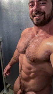 Album by TastefulMen with the username @TastefulMen,  March 19, 2023 at 12:05 PM. The post is about the topic Bodybuilders and the text says 'Derek Bolt #DerekBolt #hairy #muscle #hunk #bodybuilder'