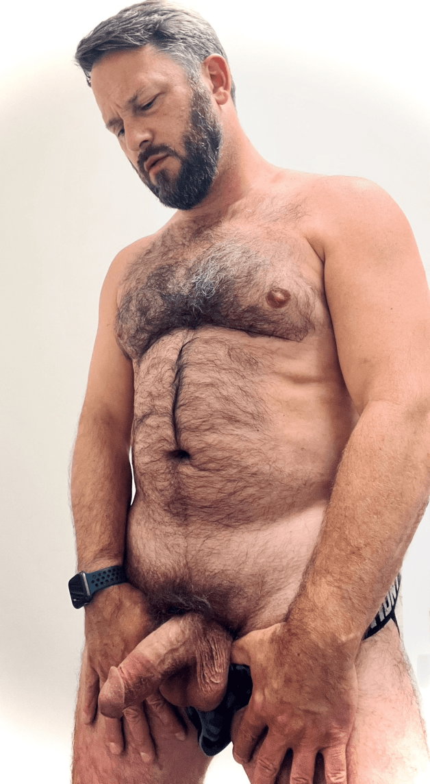Photo by Ultra-Masculine-XXX with the username @Ultra-Masculine-XXX,  July 8, 2023 at 6:09 PM. The post is about the topic Gay Bears and the text says 'FurryCritter572 #FurryCritter572 #hairy #bear #beard'