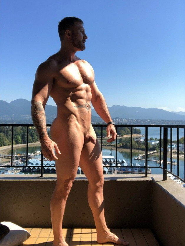 Photo by Ultra-Masculine-XXX with the username @Ultra-Masculine-XXX,  November 3, 2022 at 5:52 AM. The post is about the topic Gay Porn and the text says 'Austin Wolf #AustinWolf #muscle #hunk'