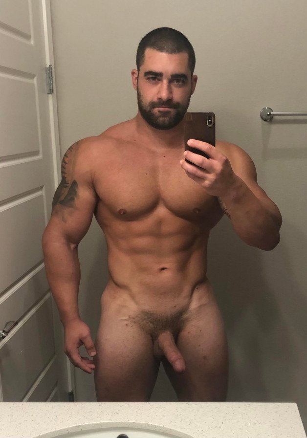 Photo by Ultra-Masculine-XXX with the username @Ultra-Masculine-XXX,  March 1, 2023 at 7:15 AM. The post is about the topic Gay Muscle and the text says 'Braden Wuerch #BradenWuerch #muscle #hunk'