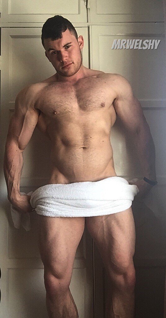 Photo by Ultra-Masculine-XXX with the username @Ultra-Masculine-XXX,  March 22, 2022 at 7:00 AM. The post is about the topic Bodybuilders and the text says 'Welshy (a.k.a. MrWelshy) #Welshy #MrWelshy #hairy #muscle #hunk #bodybuilder'