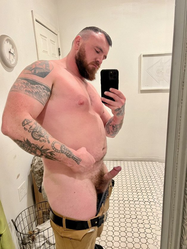 Photo by Ultra-Masculine-XXX with the username @Ultra-Masculine-XXX,  September 7, 2023 at 8:08 AM. The post is about the topic Gay Bears and the text says 'Andrew a.k.a. silhouette_town #Andrew #silhouette_town #muscle #bear #beard'