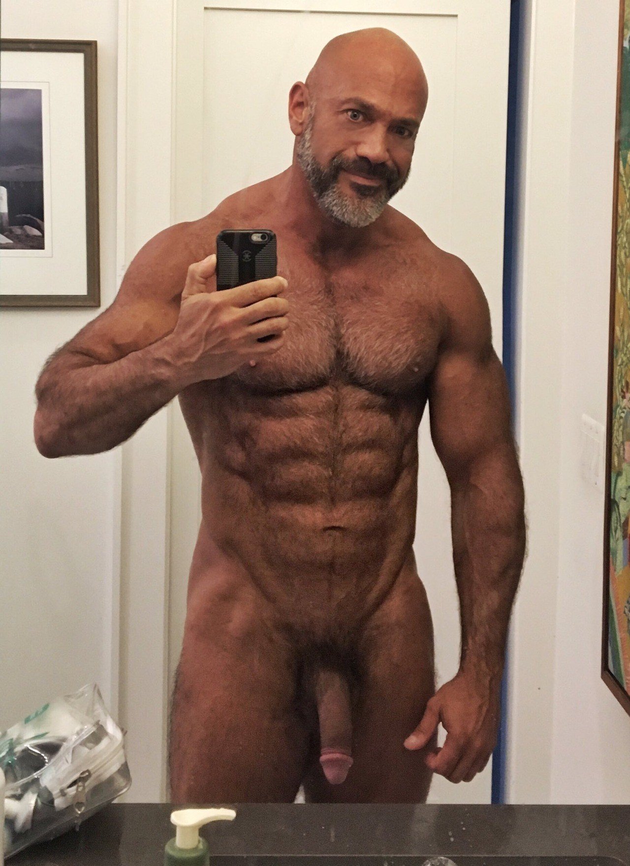 Photo by Ultra-Masculine-XXX with the username @Ultra-Masculine-XXX,  March 11, 2022 at 6:07 PM. The post is about the topic Gay Daddies and the text says 'Jesse Jackman #JesseJackman #hairy #muscle #daddy'