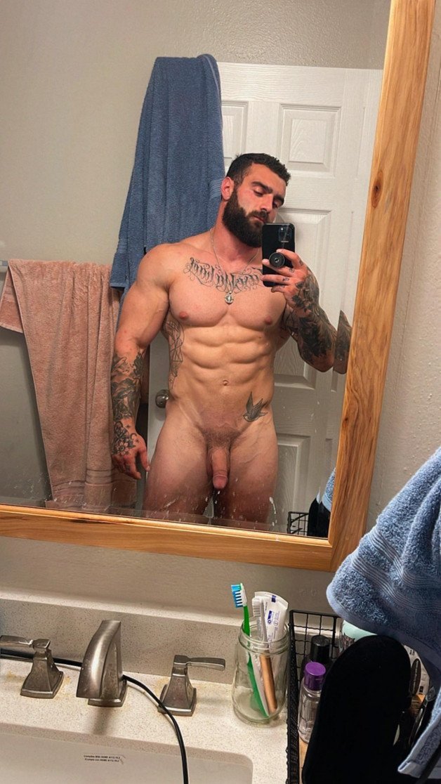 Watch the Photo by Ultra-Masculine-XXX with the username @Ultra-Masculine-XXX, posted on May 13, 2023. The post is about the topic Bodybuilders. and the text says 'Daddy Shreddz #DaddyShreddz #muscle #hunk #bodybuilder #beard'