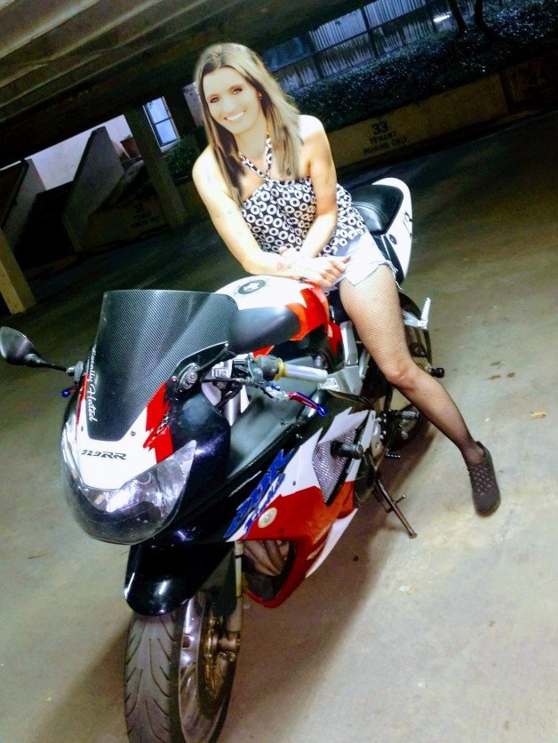 Photo by 580wanttobehotwife with the username @580wanttobehotwife,  September 8, 2021 at 4:53 AM. The post is about the topic Amateurs and the text says 'Does any other women hear enjoy riding motorcycles?'