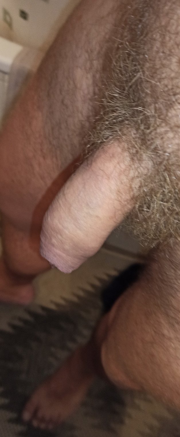 Photo by Geil74 with the username @Geil74,  January 1, 2022 at 12:21 PM. The post is about the topic the foreskin is good for the penis and the text says 'uncut, as it should be'