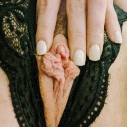 Photo by Bustybeauty with the username @Bustybeauty, who is a verified user,  January 6, 2023 at 6:45 AM. The post is about the topic Spread Pussy & Assholes