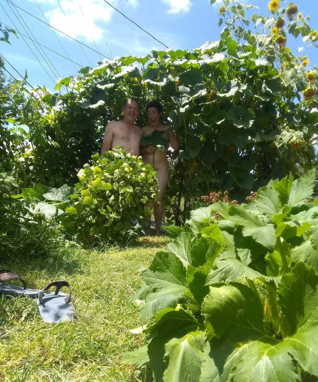 Photo by salmonsharksfds with the username @salmonsharksfds,  September 14, 2021 at 9:31 PM. The post is about the topic Amateurs and the text says 'gardening can be fun?'