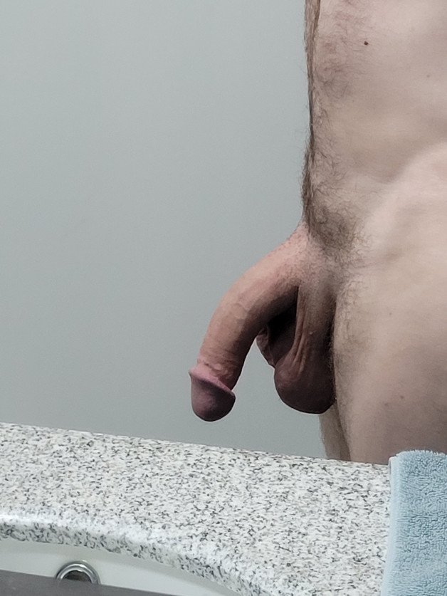 Photo by MotoPhlash with the username @MotoPhlash, who is a verified user,  November 3, 2023 at 5:11 PM. The post is about the topic Missouri Peeps and the text says 'Will be in SE Missouri this weekend. Open to joining a couple for fun. 🍆💦🥭'