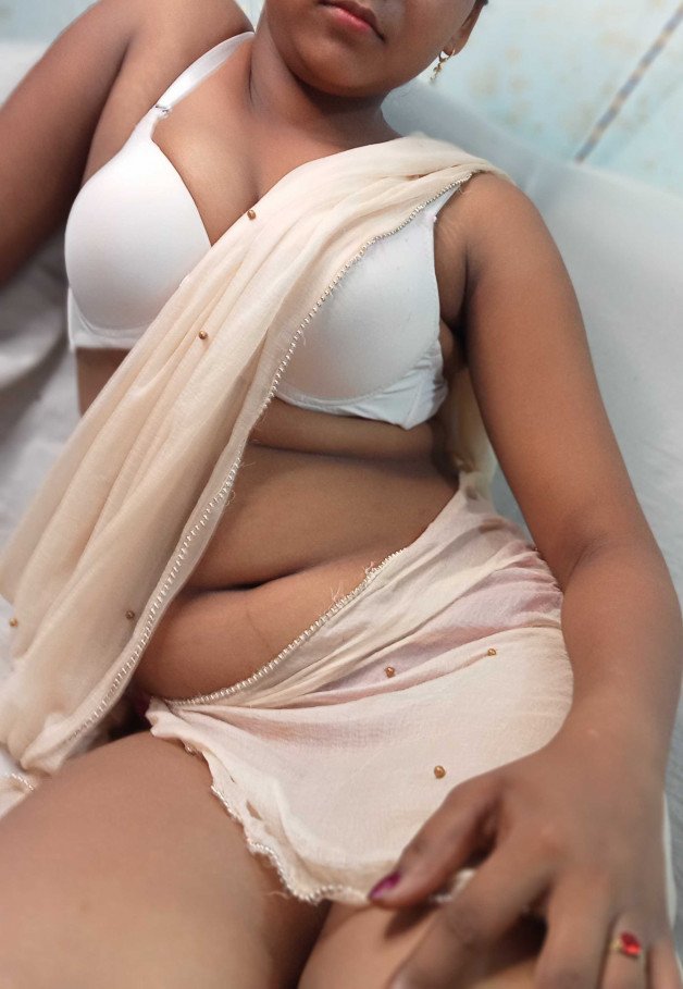 Photo by DSCLiveChat with the username @DSCLiveChat, who is a brand user,  October 14, 2021 at 9:19 AM. The post is about the topic Amateur Cumsluts and the text says 'Meet New Desi CamGirl "Maanshi" from #Prayag

Frome Her : - मुझे अपने जिस्म के और करीब पाना चाहते हो तुम मुझे वीडियो कॉल करो मैं तुम्हें अपनी बाहों में भर लूंगी !

Get intimate with her on a VideoChat #desigirls #Videochat #sharesome #desigirl #desicamfun..'