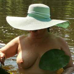 Visit BigBoobsLana's profile on Sharesome.com!