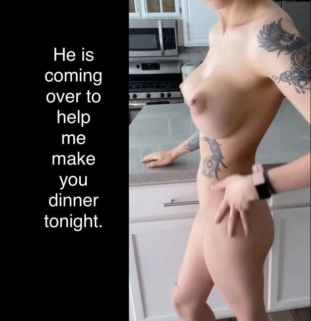 Photo by Qualitygirl2112 with the username @Qualitygirl2112,  August 10, 2023 at 12:54 AM. The post is about the topic Hotwife