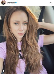 Photo by andalluring with the username @andalluring,  October 3, 2021 at 3:13 AM. The post is about the topic Irish Celebs/TV personalities and the text says 'Una Healy'
