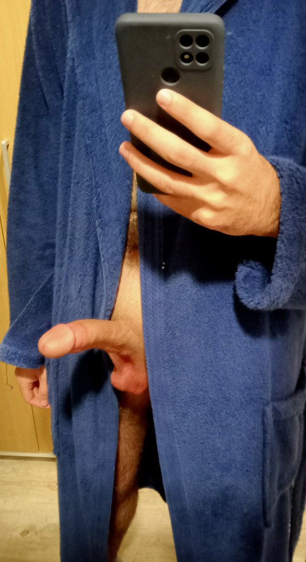 Album by lorien with the username @lorienloeno, who is a verified user,  October 28, 2021 at 8:54 PM. The post is about the topic Rate my pussy or dick and the text says 'After shower'