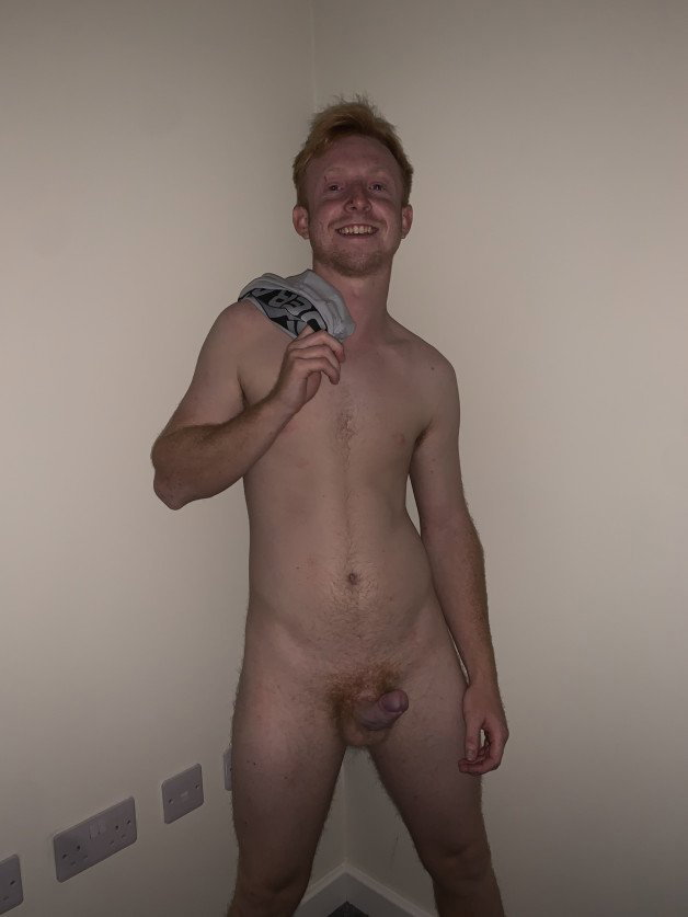 Photo by tyleranderin with the username @Tylerander1n-, who is a star user,  October 3, 2021 at 6:54 PM. The post is about the topic Gingers and the text says 'Who doesn't love a lad that is ginger and is a builder🥵
Click on "click here" to be leaded to our Onlyfans page, only 5$ a month!😈
#builder #ginger #redhead #pornhub #onlyfans'