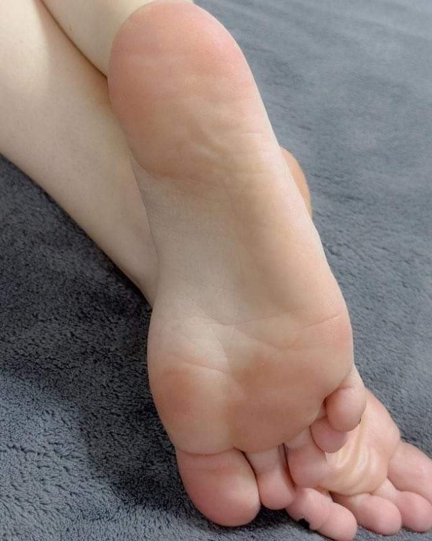 Photo by newworldman09 with the username @newworldman09,  January 31, 2023 at 12:29 AM. The post is about the topic Sexy Feet