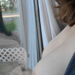 Photo by Foxyhotwife with the username @Foxyhotwife, who is a verified user,  October 18, 2021 at 3:25 PM and the text says 'cold windows! I was waiting for hubby! #hotwife #milf'