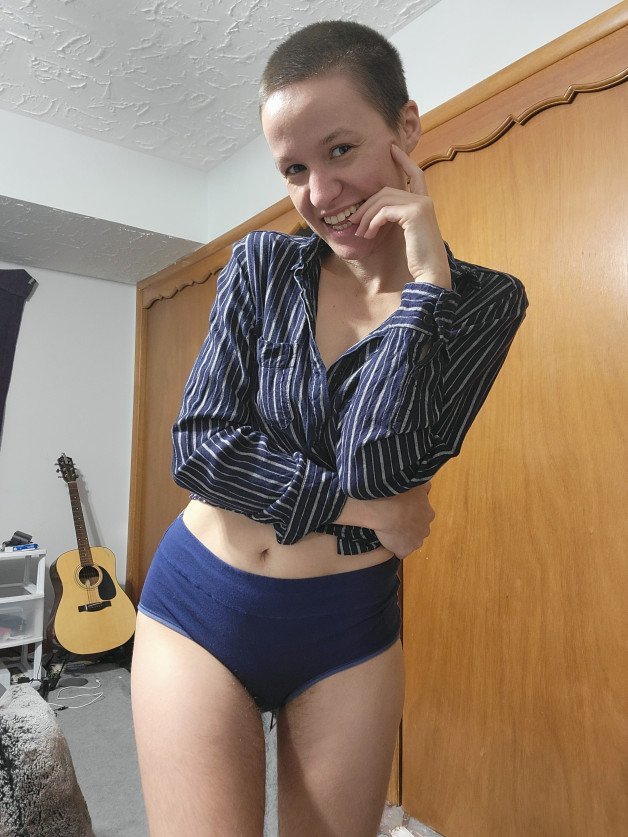 Photo by LiaNights with the username @LiaNights, who is a star user,  December 2, 2023 at 6:40 PM. The post is about the topic Girlfriend Experience and the text says 'I love sending you yummy treats all day! And I'm so excited for you to come home so we can play! I can barely wait to get my hands on you.. and my lips.... and my tongue... hurry home my love 💋  ~yourGirlfriend'