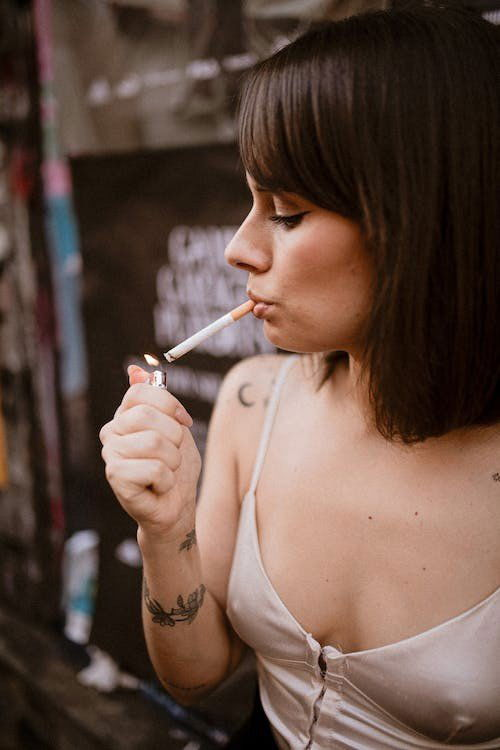 Photo by Smokefemme with the username @Smokefemme,  December 23, 2022 at 2:28 PM. The post is about the topic Smoking babes and Fucking