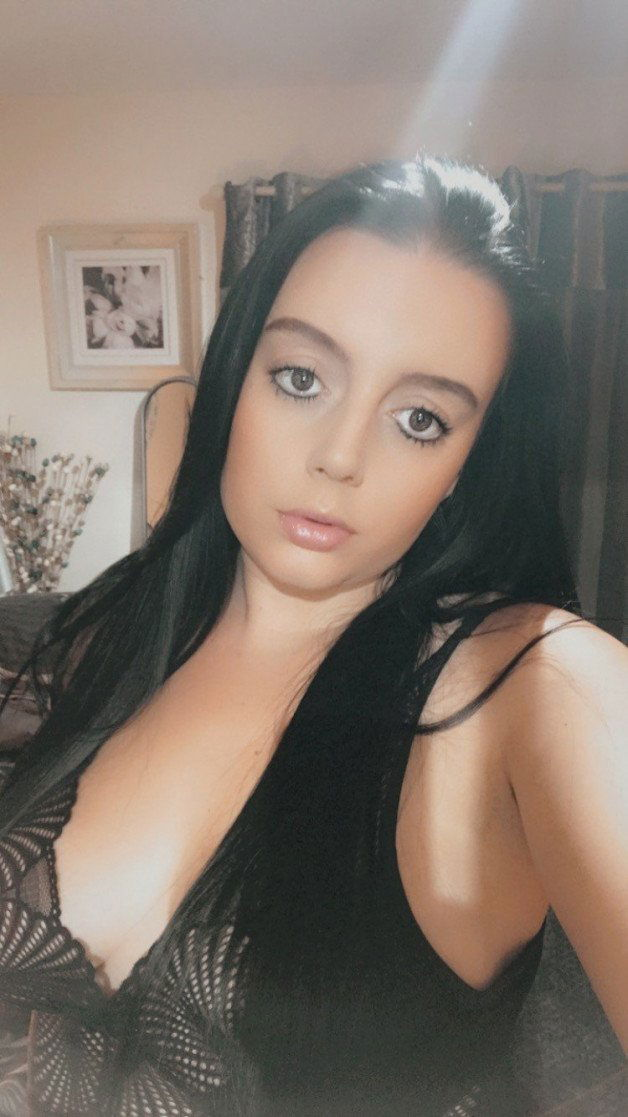 Photo by Steph21 with the username @Steph21, posted on October 16, 2021. The post is about the topic Amateurs and the text says 'IM BACK ON ONLY FANS 💃 

come subscribe for the time of your life 😜 
sexier, naughtier content than before & daily uploads ❤️

 #sexy #brunette #share #tattooed #women #ass #bikini #hot #follow #lingerie'