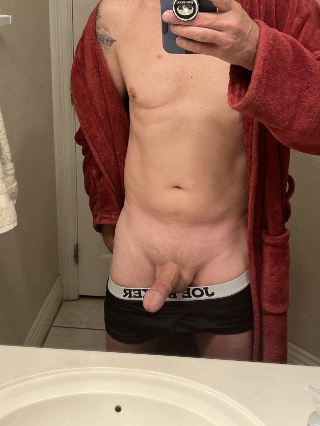 Photo by Desertguy with the username @Desertguy, who is a verified user,  April 20, 2024 at 12:51 PM. The post is about the topic Gay and the text says 'Saturday morning in the mirror'