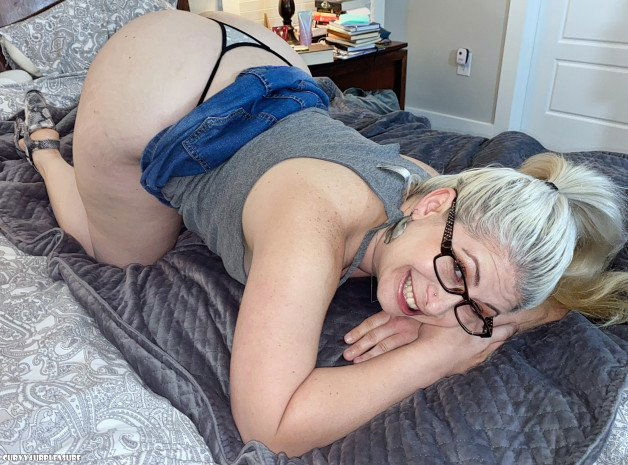 Photo by Curvy4urpleasure with the username @Curvy4urpleasure, who is a star user,  March 11, 2023 at 2:39 PM. The post is about the topic MILF and the text says 'It is my natural position... #MILF #facedown #assup #Nsfwtw #nsfwtwt'