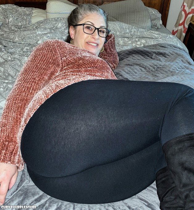 Photo by Curvy4urpleasure with the username @Curvy4urpleasure, who is a star user,  March 6, 2023 at 9:04 PM. The post is about the topic MILF and the text says 'I suppose they are to tight? #MILF #Booty #Nsfwtw #Nsfwtwt'