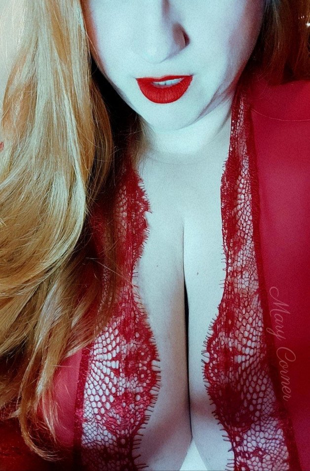 Photo by Mary Corner with the username @marycorner, who is a star user,  November 29, 2022 at 5:58 PM. The post is about the topic Beautiful Redheads and the text says '"I know a #goodfuck, when I see one..."
(Comment on my Streamate room)

https://www.streamate.com/cam/MaryCorner'