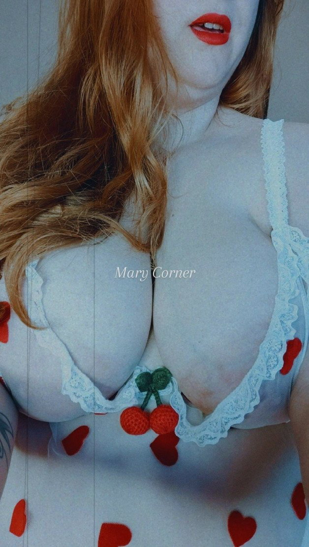 Watch the Photo by Mary Corner with the username @marycorner, who is a star user, posted on February 13, 2023. The post is about the topic Beautiful Redheads. and the text says 'BIG #Valentines #sweethearts contest on #Streamate this week! Login and support your favourite #redhead!!!

https://www.streamate.com/cam/MaryCorner

#smcontest #smbonus'