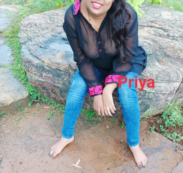 Album by priyaanmol4 with the username @priyaanmol4, who is a verified user,  December 12, 2021 at 1:28 AM. The post is about the topic Hotwife and the text says 'outdoor fun'