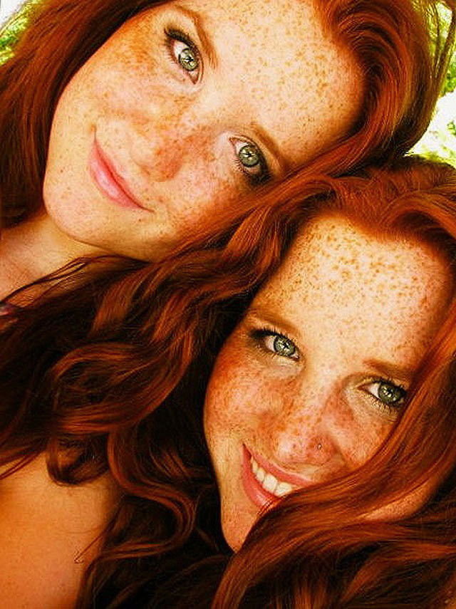 Watch the Photo by Stop--Looking with the username @Stop--Looking, who is a verified user, posted on October 4, 2017 and the text says 'Amanti lentigginosi.

 #freckles  #frecklicious  #red  #hair  #red'