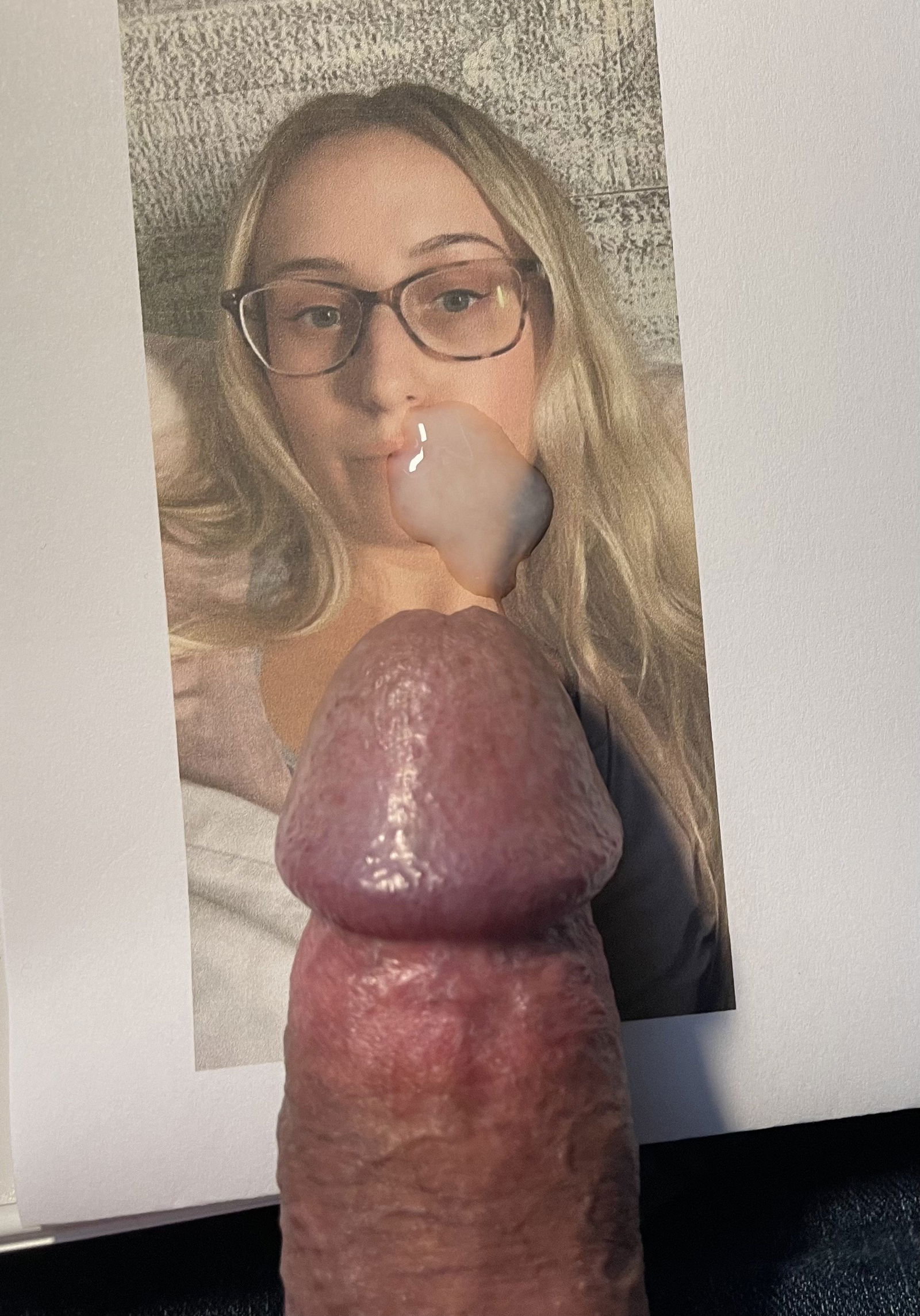 Photo by PicShooter with the username @PicShooter,  December 28, 2021 at 3:38 PM. The post is about the topic Cum tributes