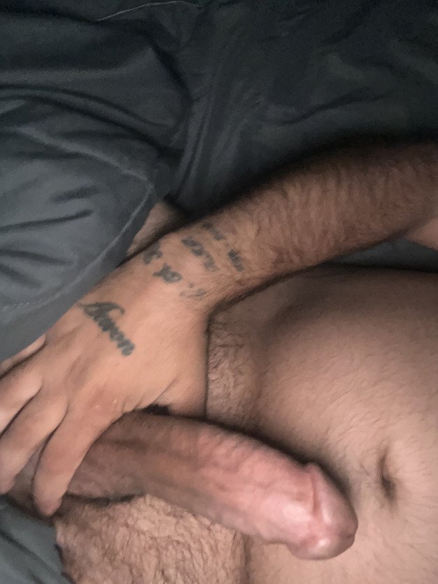 Photo by SwStrangler with the username @SwStrangler,  January 21, 2023 at 6:19 AM. The post is about the topic Rate my pussy or dick and the text says 'i need to be topped off bad'