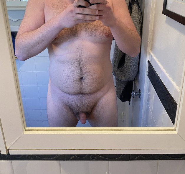 Photo by mrpink567 with the username @mrpink567,  May 21, 2022 at 3:12 PM. The post is about the topic NSFW Snapchat and the text says 'what would you do if a guy dropped his pants and you saw this? lol'