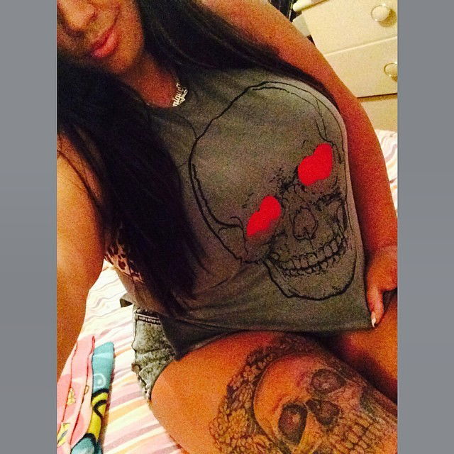 Photo by TONYBIG714 with the username @TONYBIG714,  June 10, 2014 at 9:51 PM and the text says 'thundah-nips:

❤️❤️❤️ #me #thundah #thick #thighs #tats #skulls #thick  #latina  #thick  #thighs'