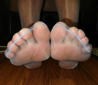 Album by STEEL-DREAM with the username @Steeldream,  December 18, 2021 at 10:51 PM. The post is about the topic Pantyhose toes