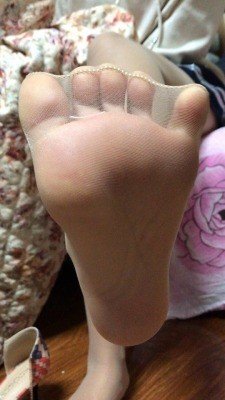 Album by STEEL-DREAM with the username @Steeldream,  December 19, 2021 at 2:56 PM. The post is about the topic Pantyhose toes