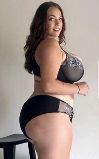 Photo by HotWivesClub with the username @HotWivesClub,  December 24, 2021 at 6:54 AM. The post is about the topic MILF and the text says 'Got to love a curvy Milf #milf #mothers #mother #bbw #curves #curve #sexy #hot #wife #wives'