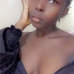 Photo by Faynagh with the username @Faynagh,  January 18, 2022 at 12:58 PM. The post is about the topic Want a hot wife and the text says 'Will you make me your hot ebony wife?'