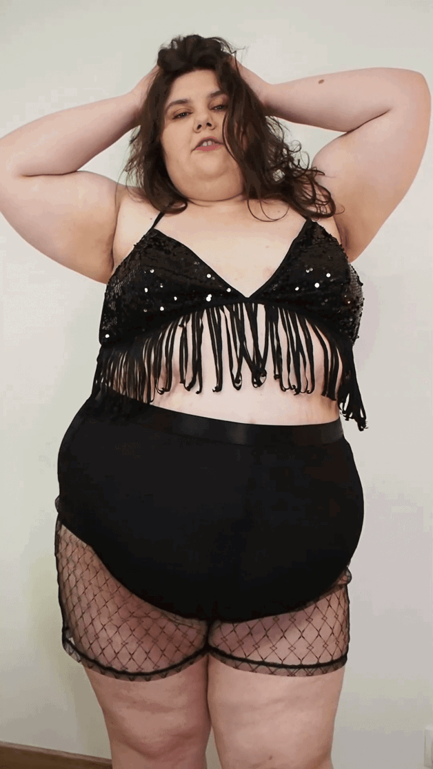 Photo by Anastasia Gree with the username @AnastasiaGree, who is a star user,  November 3, 2024 at 11:12 PM and the text says 'Confidence and curves, my favorite combination #bbw #curvygirlsrock #selflovejourney #bodypositivity #plussizelife #curvyandproud #chubbyandcute'