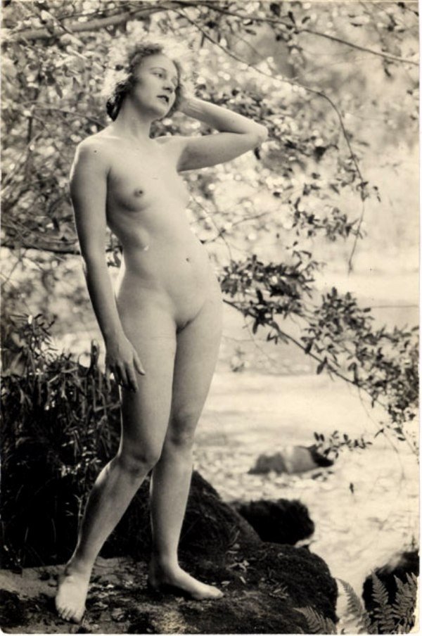 Photo by BlackJohn with the username @BlackJohn,  January 26, 2023 at 10:24 PM. The post is about the topic Vintage and the text says 're is a lovely al fresco study taken in California by American photographer Albert Arthur Allen (1886-1962)'