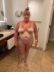 Photo by Robbie23 with the username @Robbie23,  March 4, 2022 at 2:46 AM. The post is about the topic The max picture and the text says 'my new real nudes naked woman friends all she real nudes naked pics and she be real great friends have and she looks very nice good partty too'
