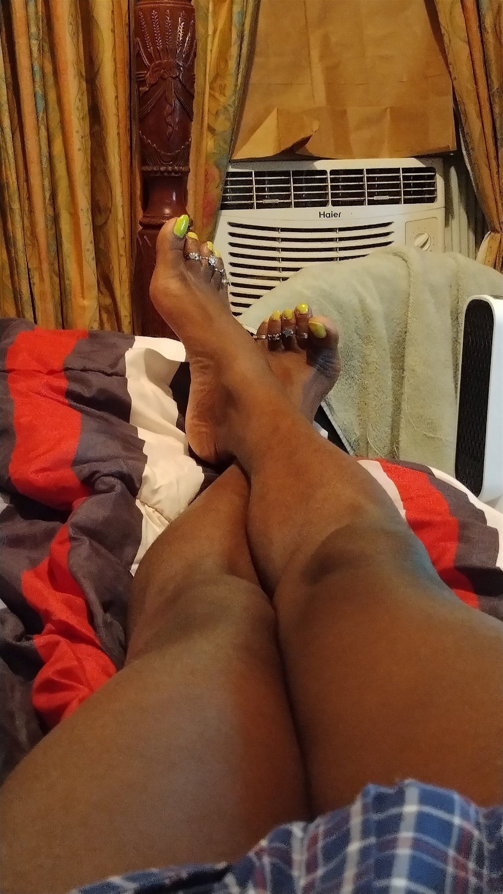 Watch the Photo by Enticee with the username @Enticee, who is a star user, posted on November 3, 2023. The post is about the topic Sexy Feet. and the text says '#footfetish #sexyfeet #prettyfeet #toerings'