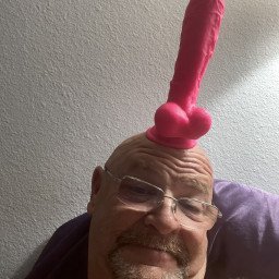 Watch the Photo by Cocklove59 with the username @Cocklove59, posted on June 2, 2022. The post is about the topic Gay. and the text says 'I am now a dick head. 🤣🤣🤣'