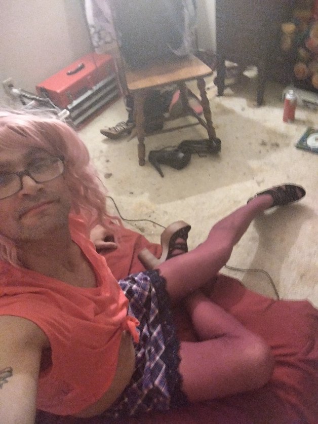 Album by TinyBabyPinDick with the username @TinyBabyPinDick,  March 17, 2022 at 9:25 AM. The post is about the topic Embarrassed crossdressing hubby