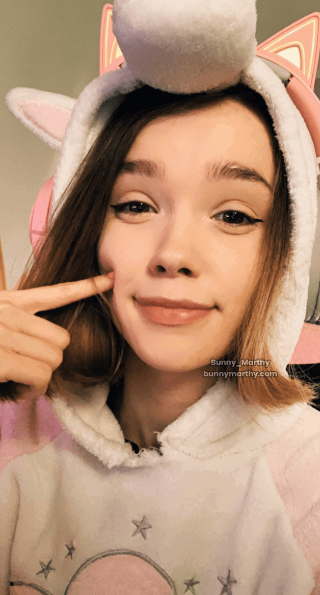 Photo by bunnymarthy with the username @bunnymarthy, who is a star user,  March 8, 2022 at 9:00 PM. The post is about the topic Cute Girls and the text says 'Can I also upload here non-nude pics? I have already uploaded a lot of nudes on my only fans today..'