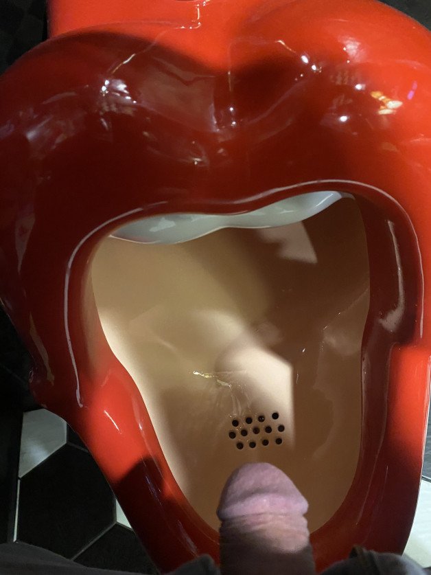 Photo by HardEnough with the username @HardEnough, who is a verified user,  May 30, 2022 at 1:56 PM. The post is about the topic Rate my pussy or dick and the text says 'Does this odd lips and teeth urinal make my (small) lick look small?'