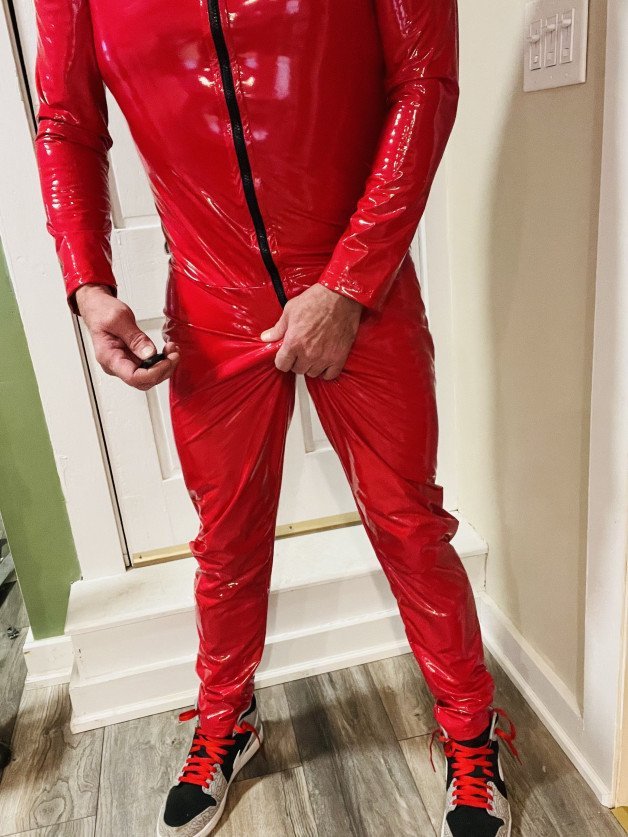 Photo by Spandexlush with the username @Spandexlush,  March 4, 2023 at 9:52 PM. The post is about the topic GAY - Rubber & latex